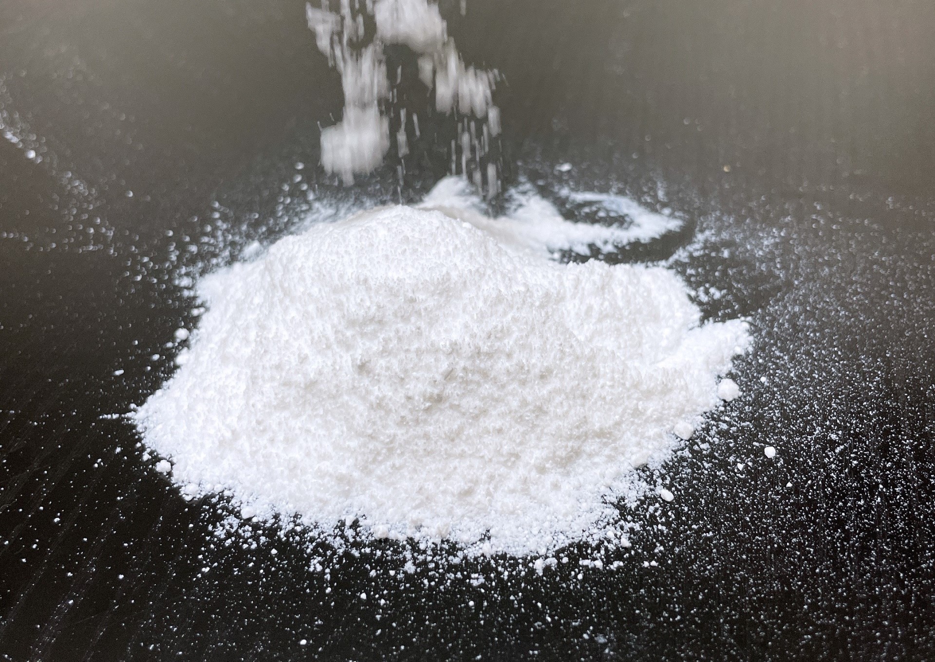 二氧化矽 ( 抗結塊劑 )	Silicon Dioxide